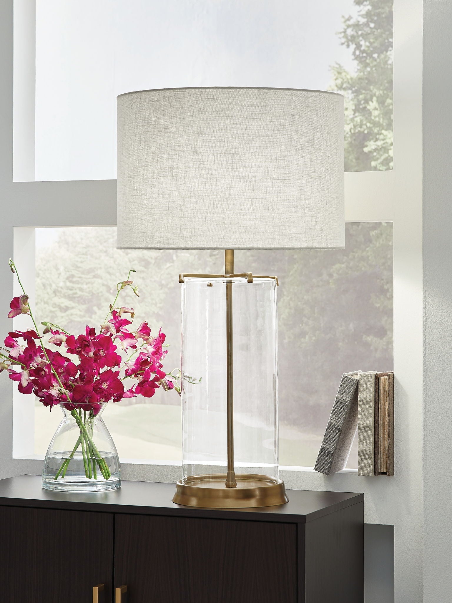 Gizeh - Glass Table Lamp - Clear / Gold Finish - Stylish Home Furniture