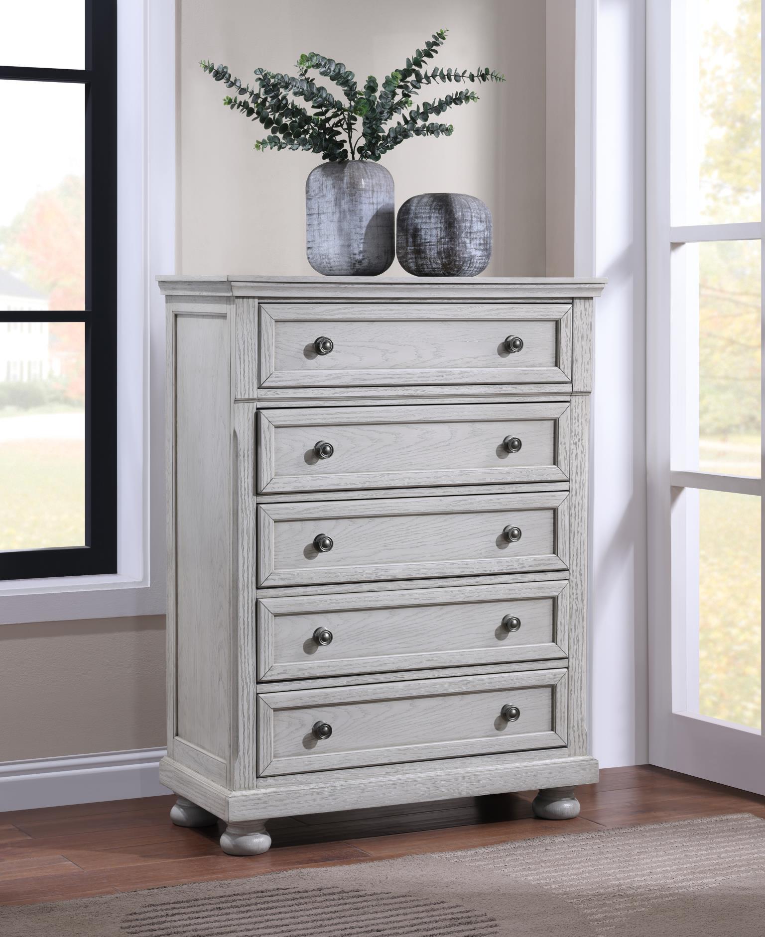 B071 - Chest - White - Stylish Home Furniture