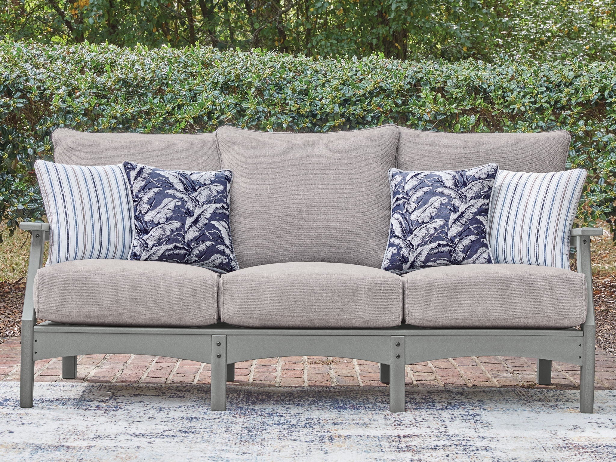 Cove Beach - Sofa With Cushion - Gray - Stylish Home Furniture