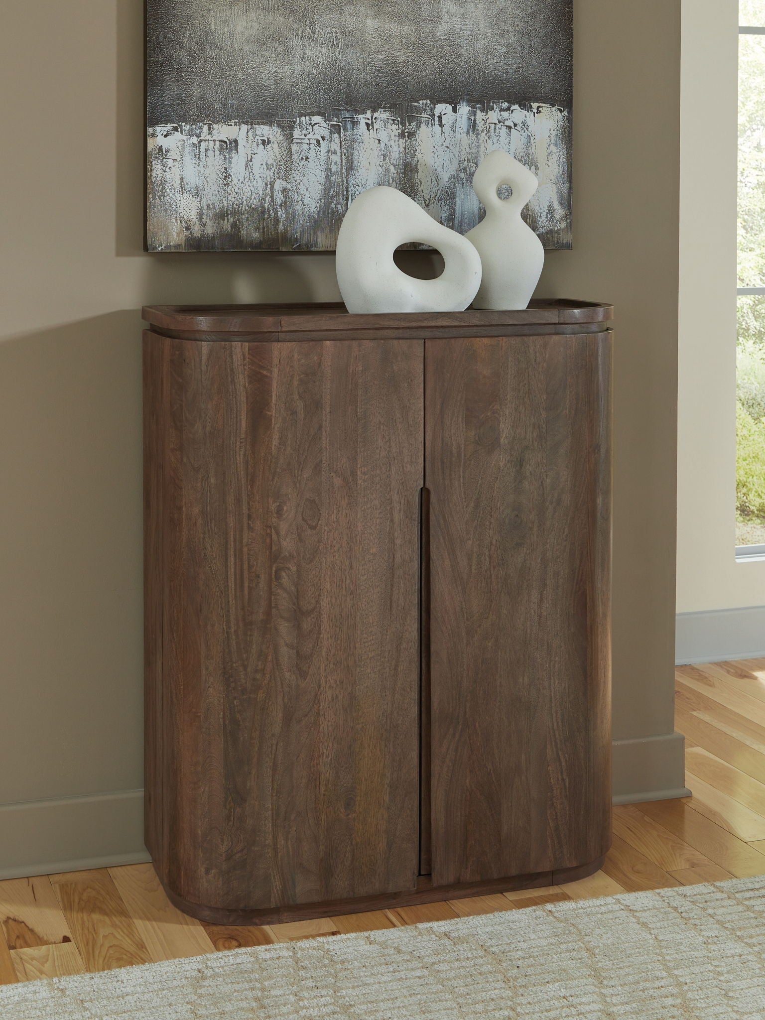 Landermont - Bar Cabinet - Medium Brown - Stylish Home Furniture