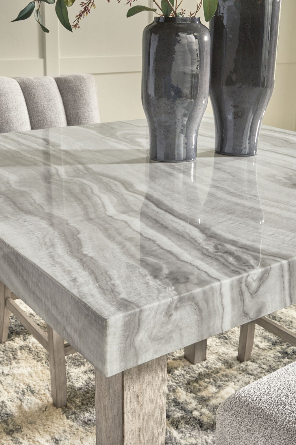Larawyn - Dining Room Table - Stylish Home Furniture