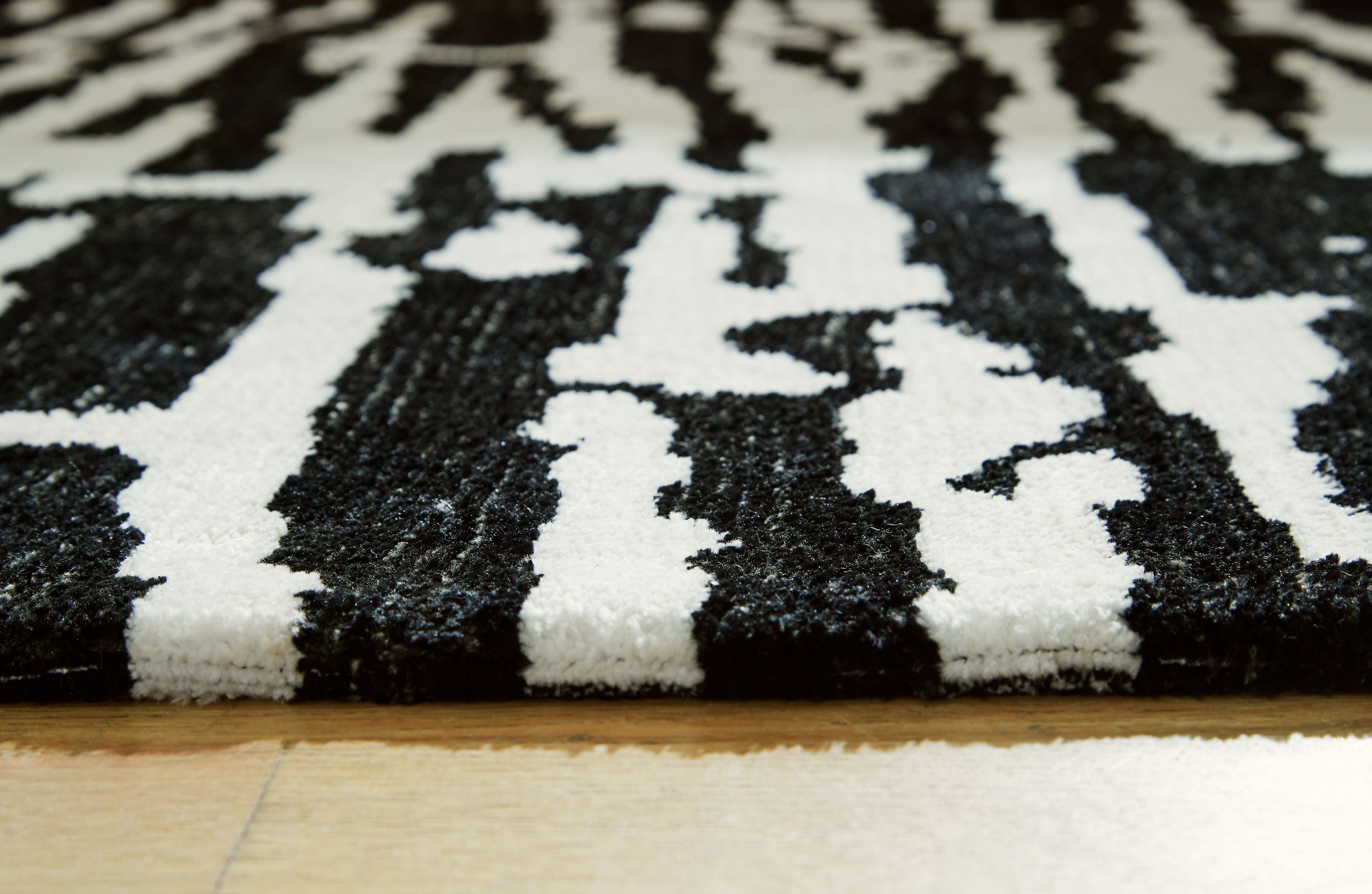 Bramshaw - Area Rug - Stylish Home Furniture