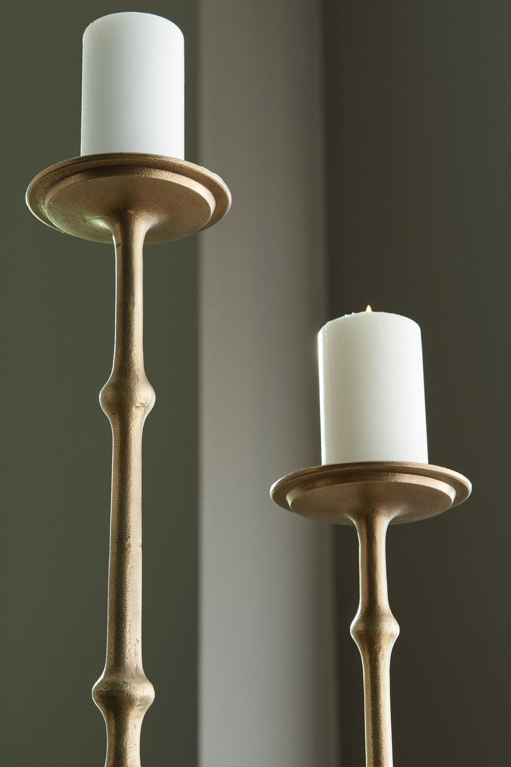 Larwick - Candle Holder Set (Set of 2) - Antique Brass Finish - Stylish Home Furniture
