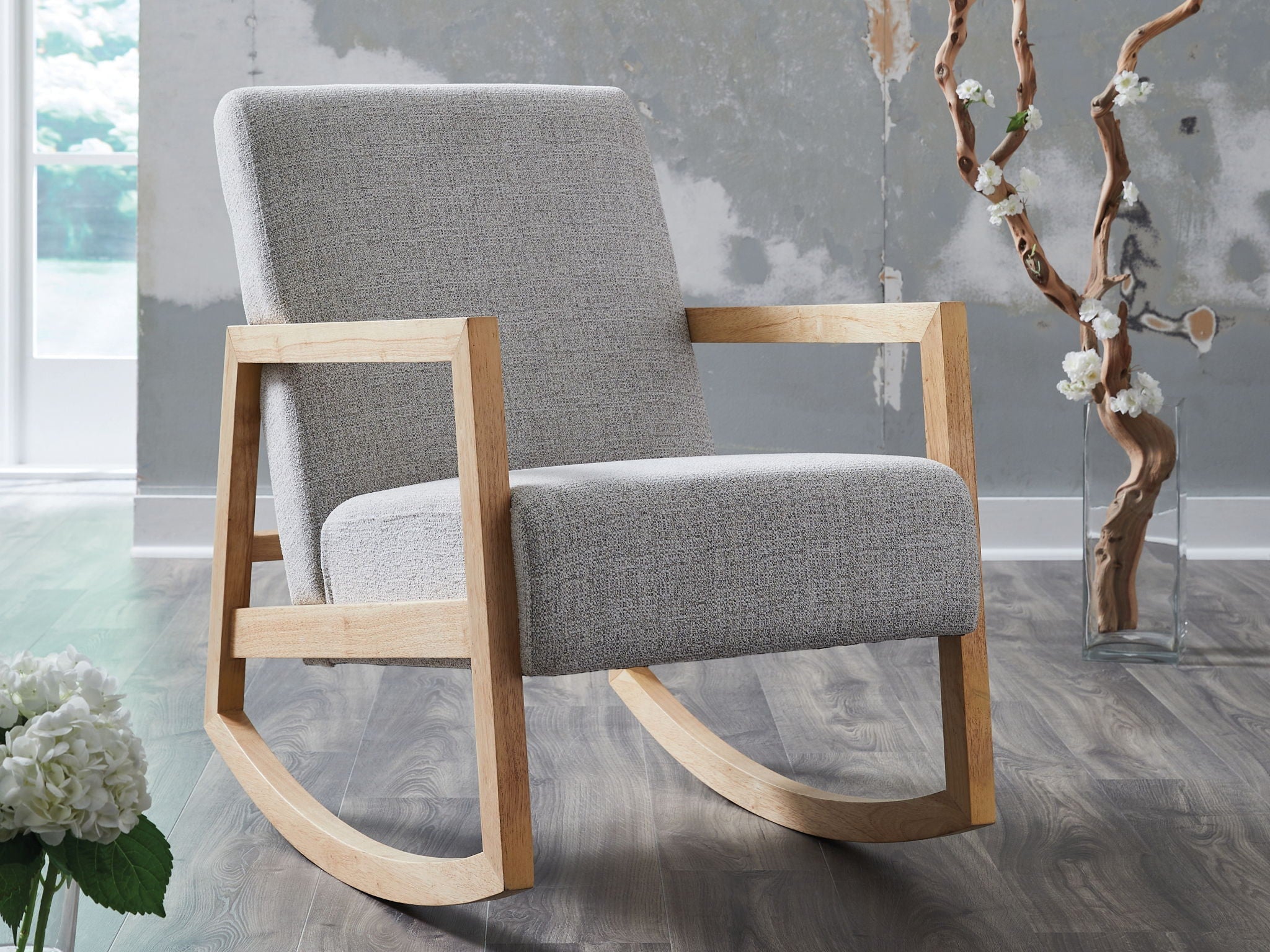 Wychworth - Accent Chair - Gray / Natural - Stylish Home Furniture