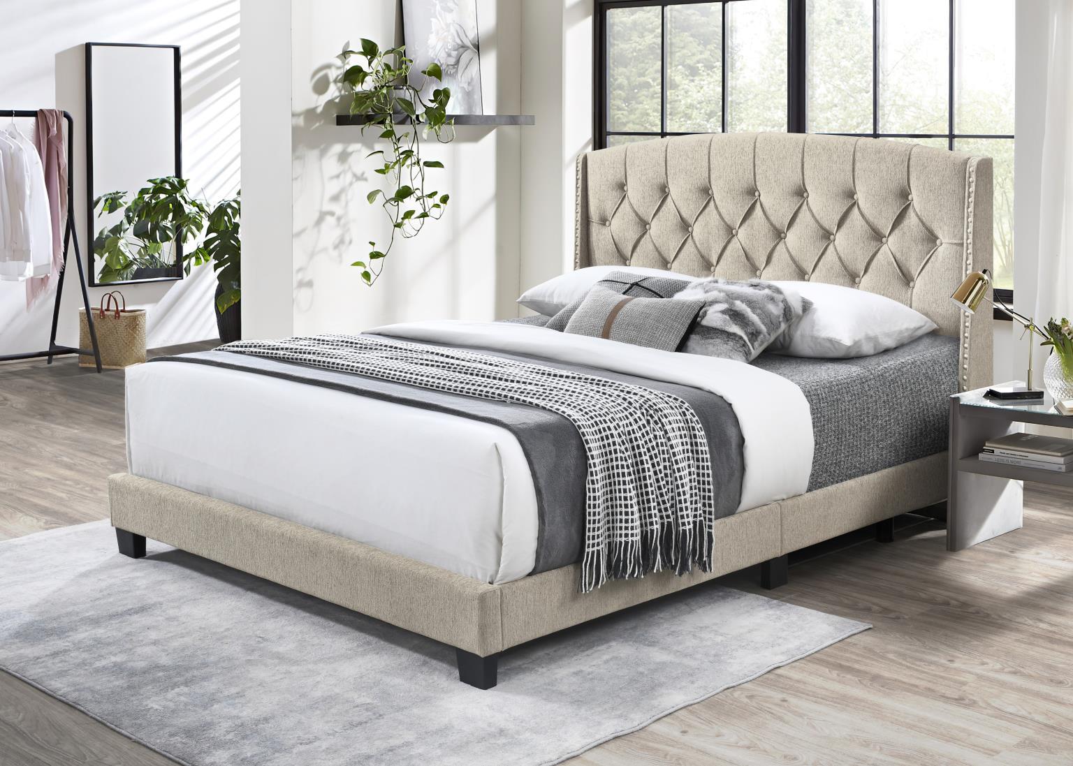 B596 - Bed - Stylish Home Furniture
