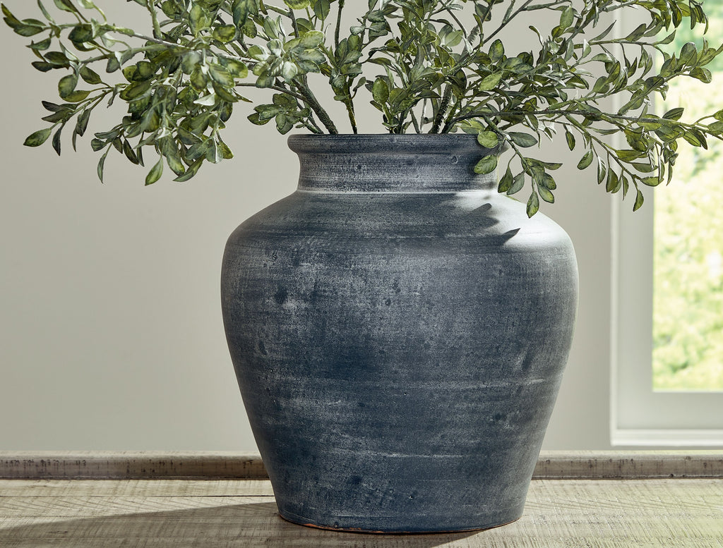 Meadie - 12" Vase - Stylish Home Furniture