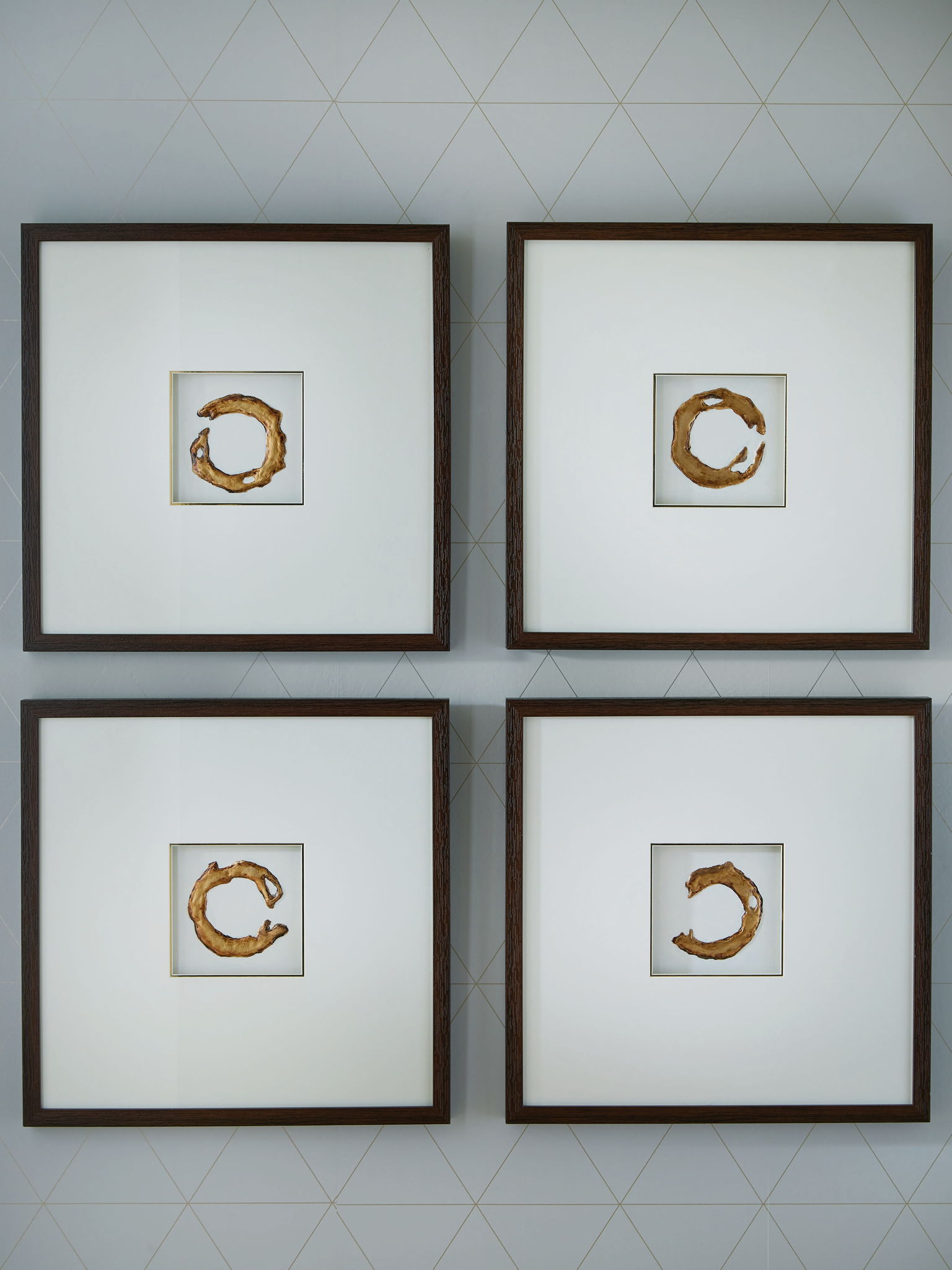 Dallbourne - Wall Art Set (Set of 4) - White / Gold Finish - Stylish Home Furniture
