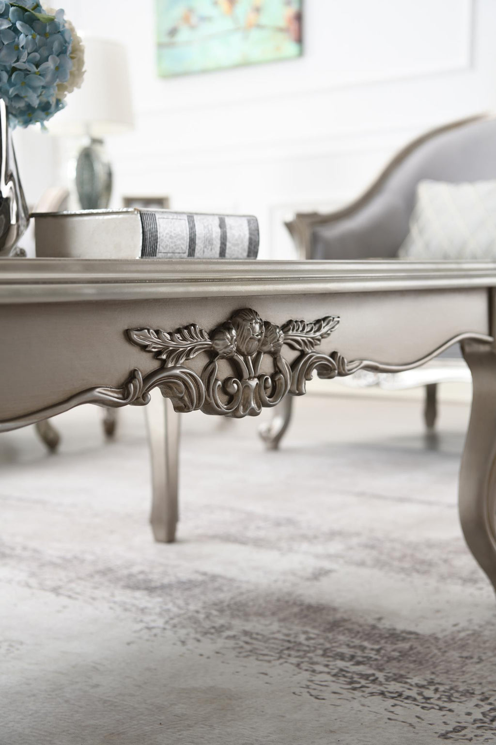 T198 - Traditional Table - Stylish Home Furniture