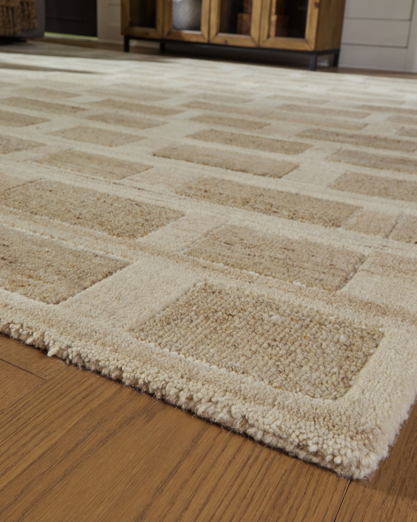 Lisgrove - Rug - Stylish Home Furniture