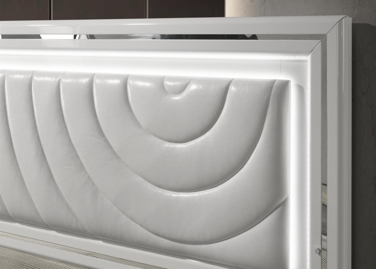 B119 - LED Bed