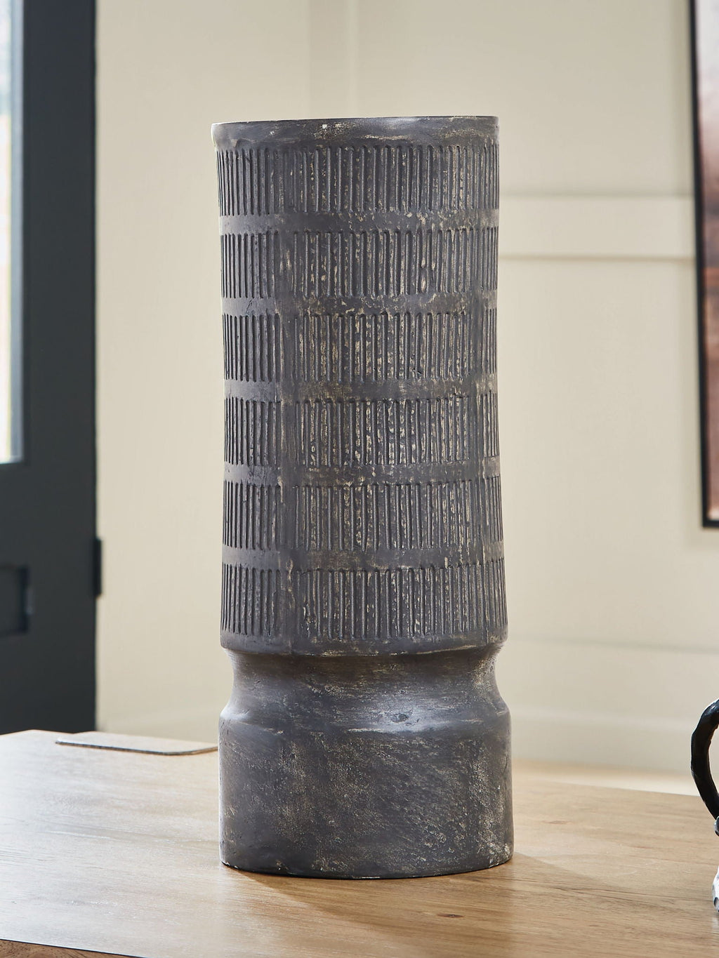 Beninworth - Vase - Stylish Home Furniture