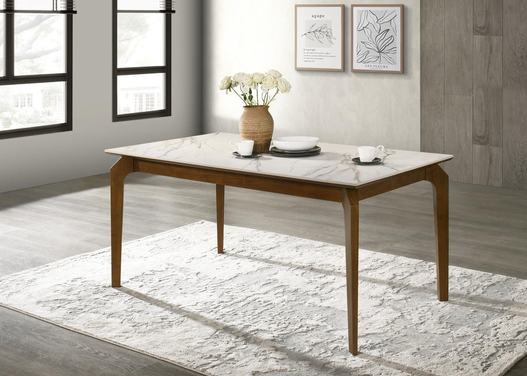 D124 - Dining Room Set