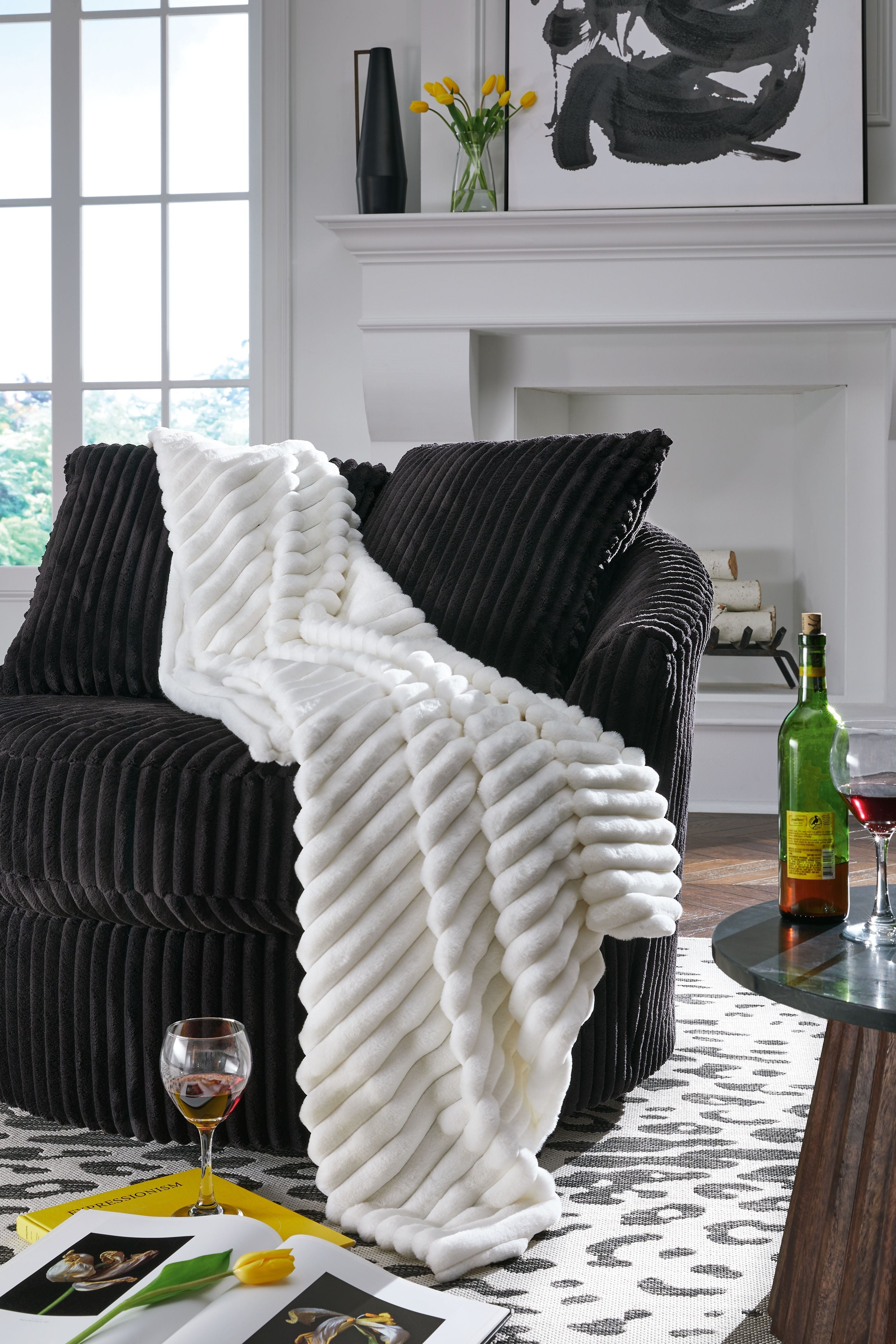 Alsonwell - Throw - Stylish Home Furniture