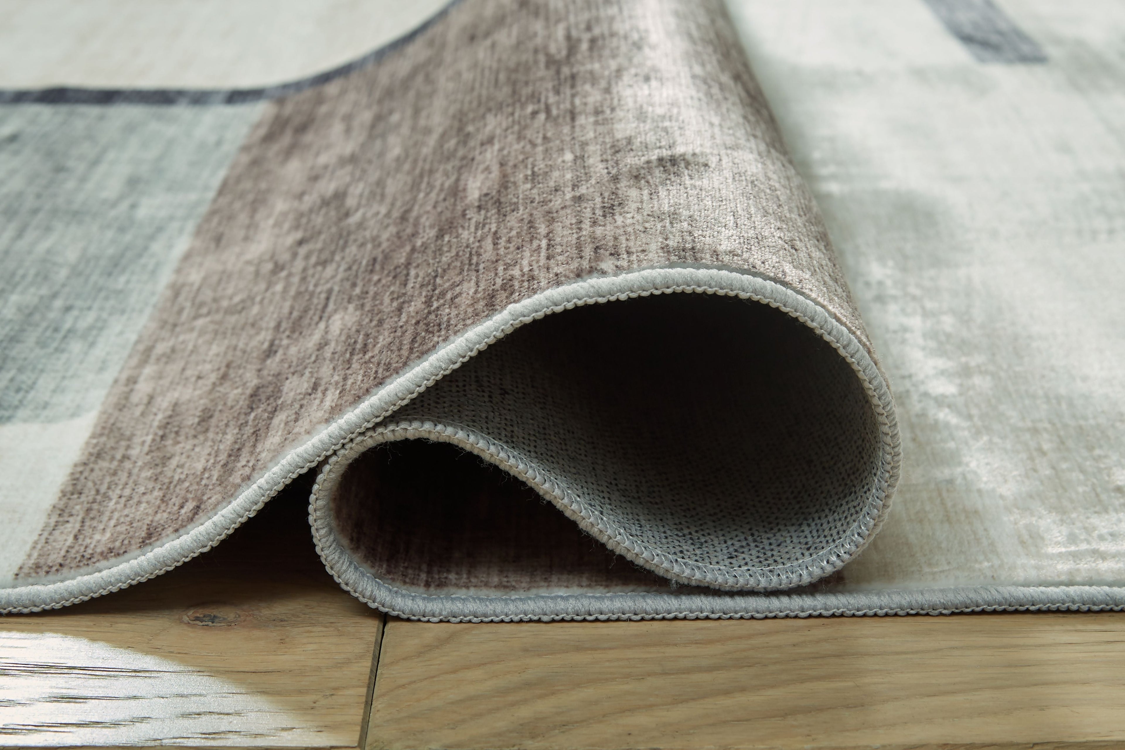 Larkport - Washable Rug - Stylish Home Furniture
