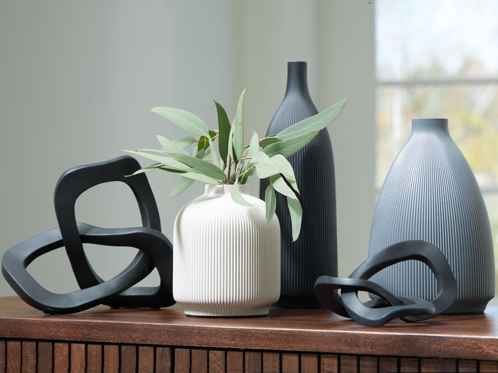 Leithick - Accessory Set (Set of 5) - Black / Tan / Gray - Stylish Home Furniture
