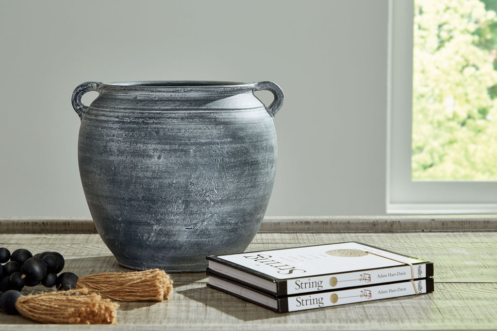 Meadie - 9" Vase - Stylish Home Furniture