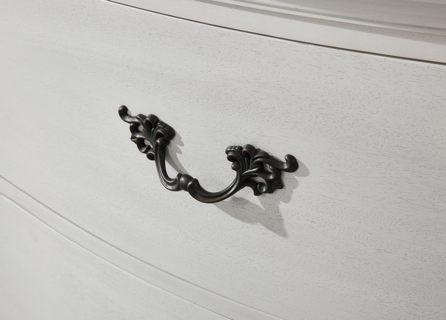 B072 - Chest - Antique White - Stylish Home Furniture