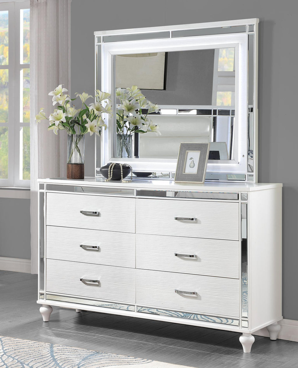B224 - LED Mirror - Gloss - Stylish Home Furniture