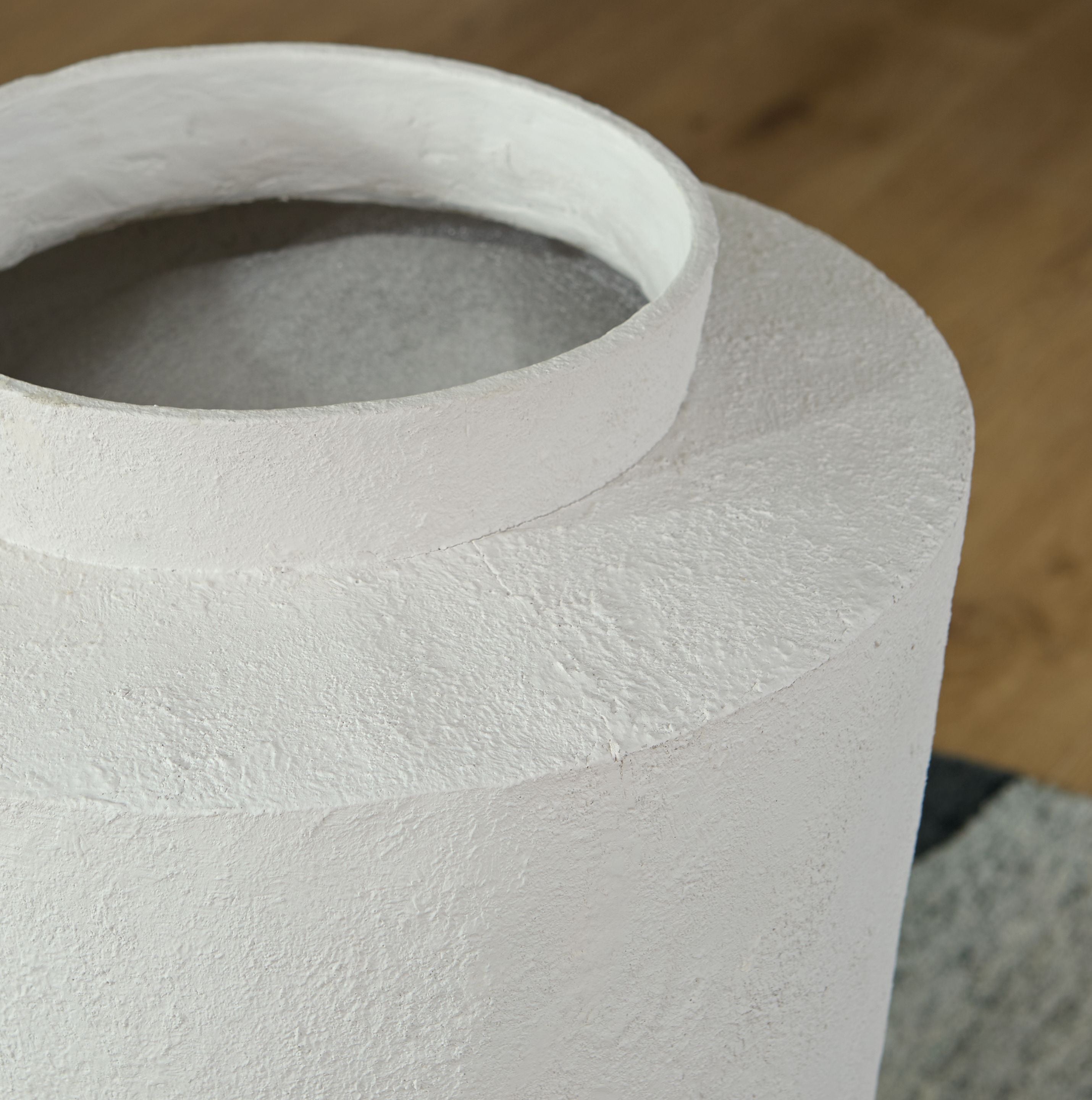 Flurinworth - Vase - Stylish Home Furniture