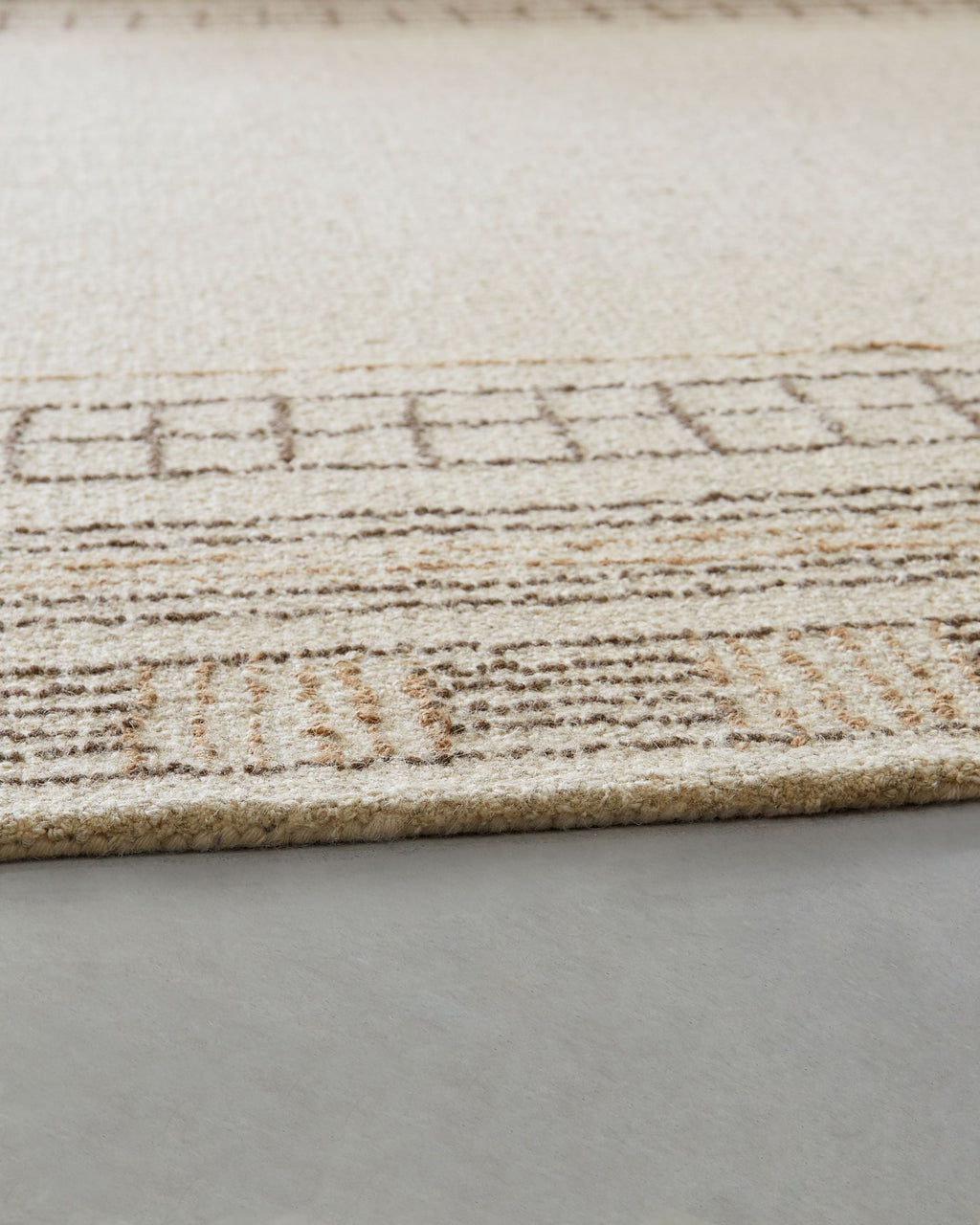 Idaman - Rug - Stylish Home Furniture