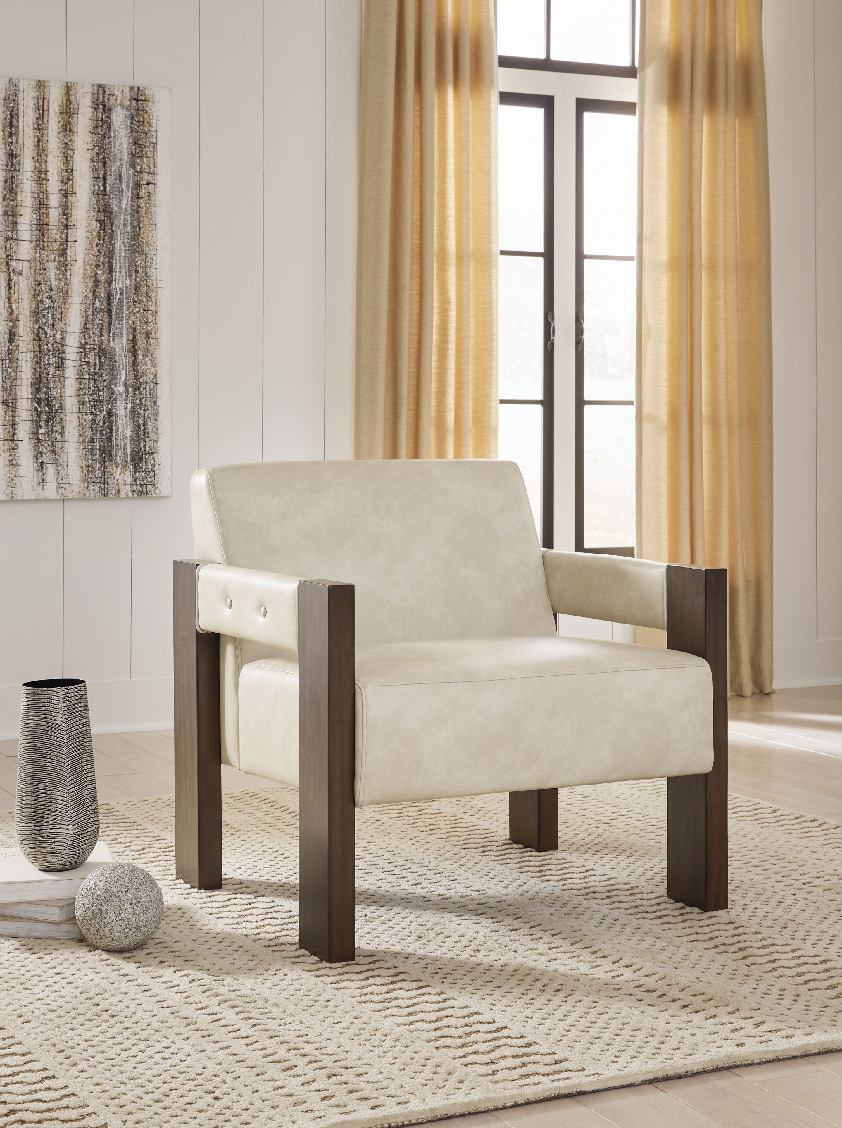 Adlanlock - Accent Chair - Stylish Home Furniture