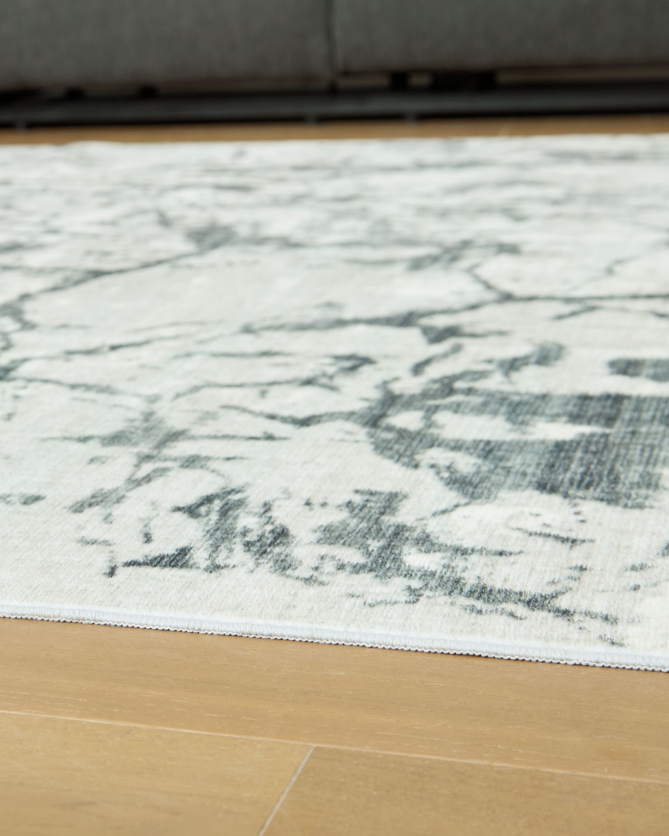 Tobinbury - Washable Rug - Stylish Home Furniture