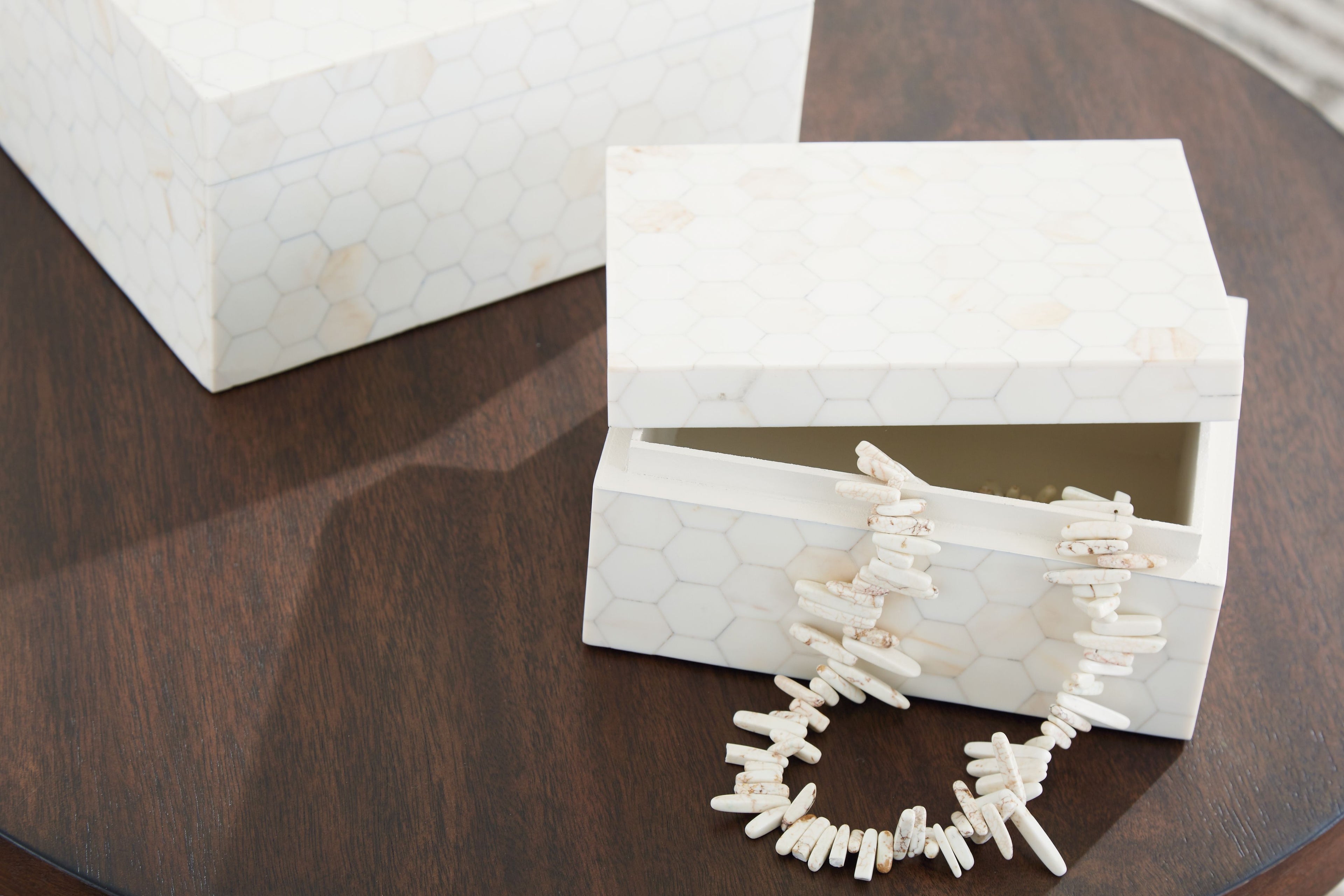Aldenburg - Box Set (Set of 2) - Cream - Stylish Home Furniture