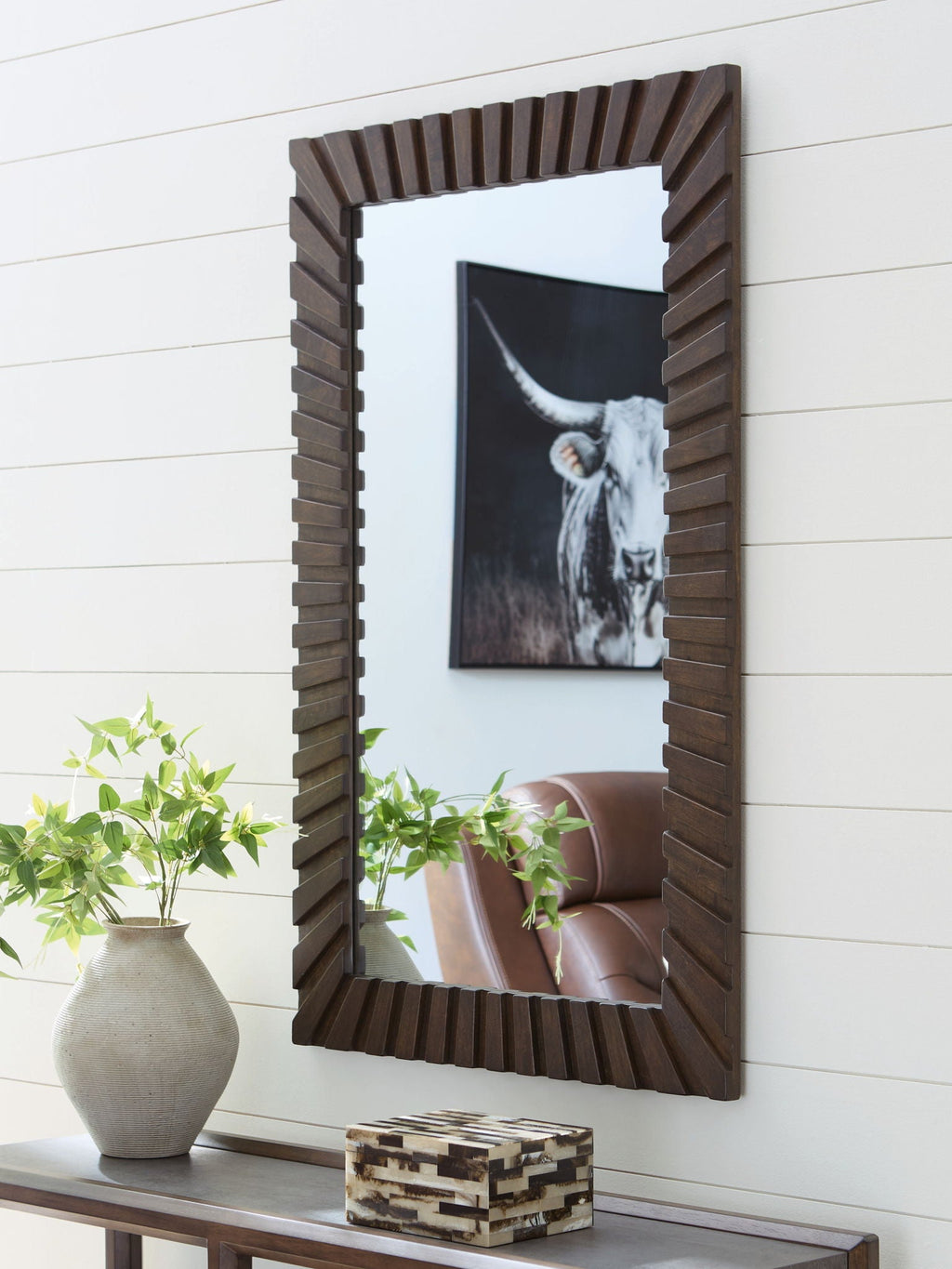 Advin - Accent Mirror - Dark Brown - Stylish Home Furniture