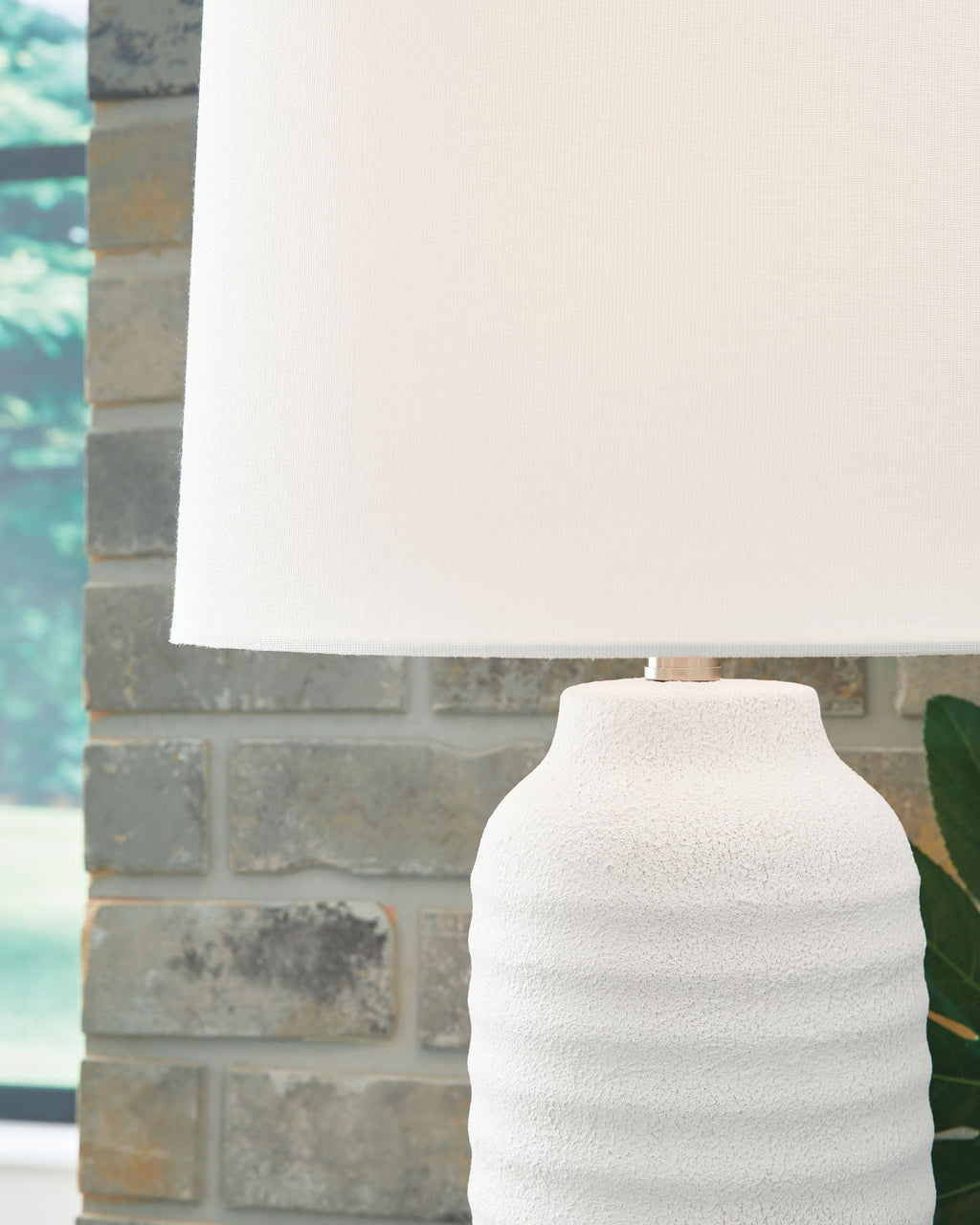 Vauville - Poly Table Lamp (Set of 2) - White - Stylish Home Furniture