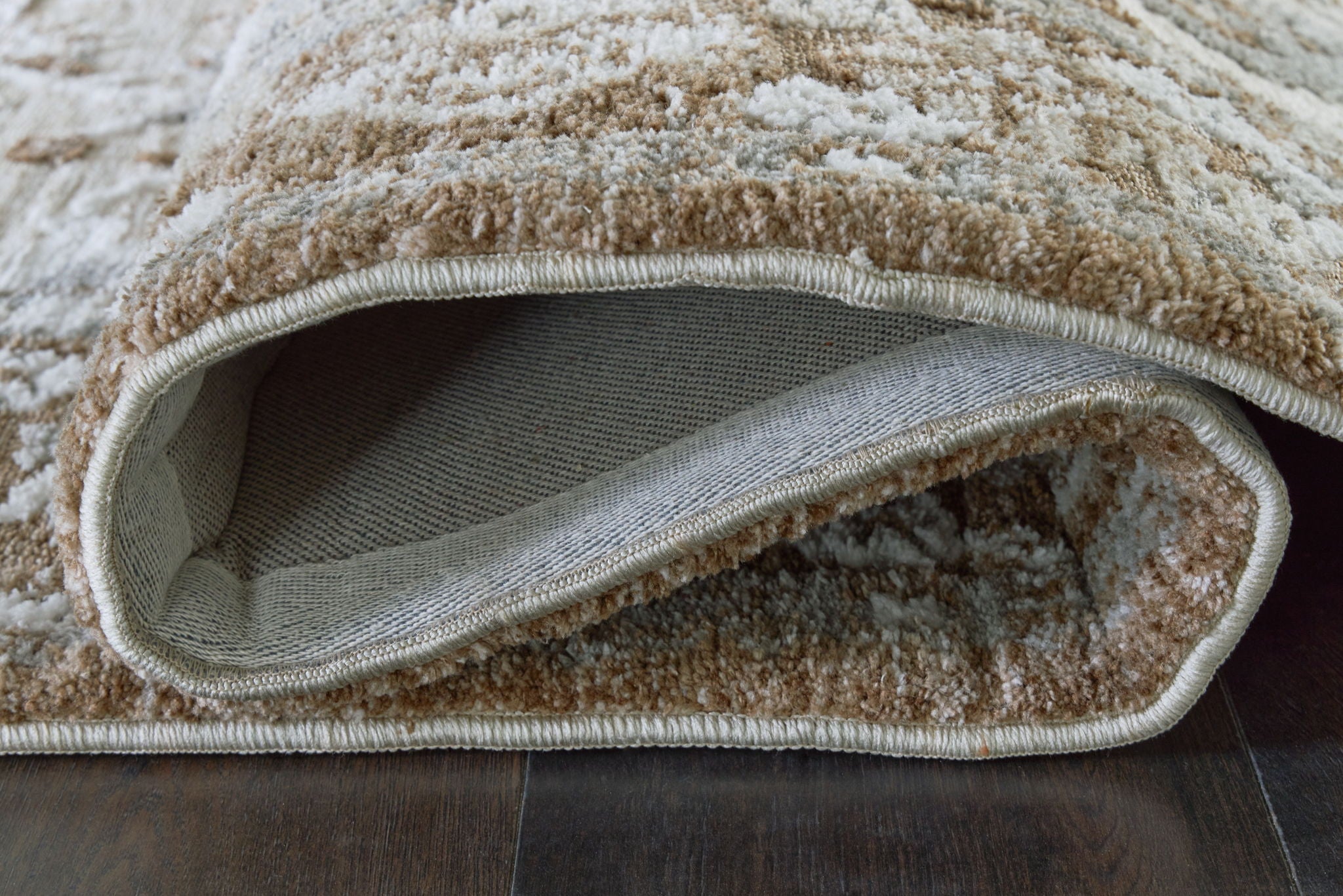 Ainswick - Memory Foam Rug - Stylish Home Furniture