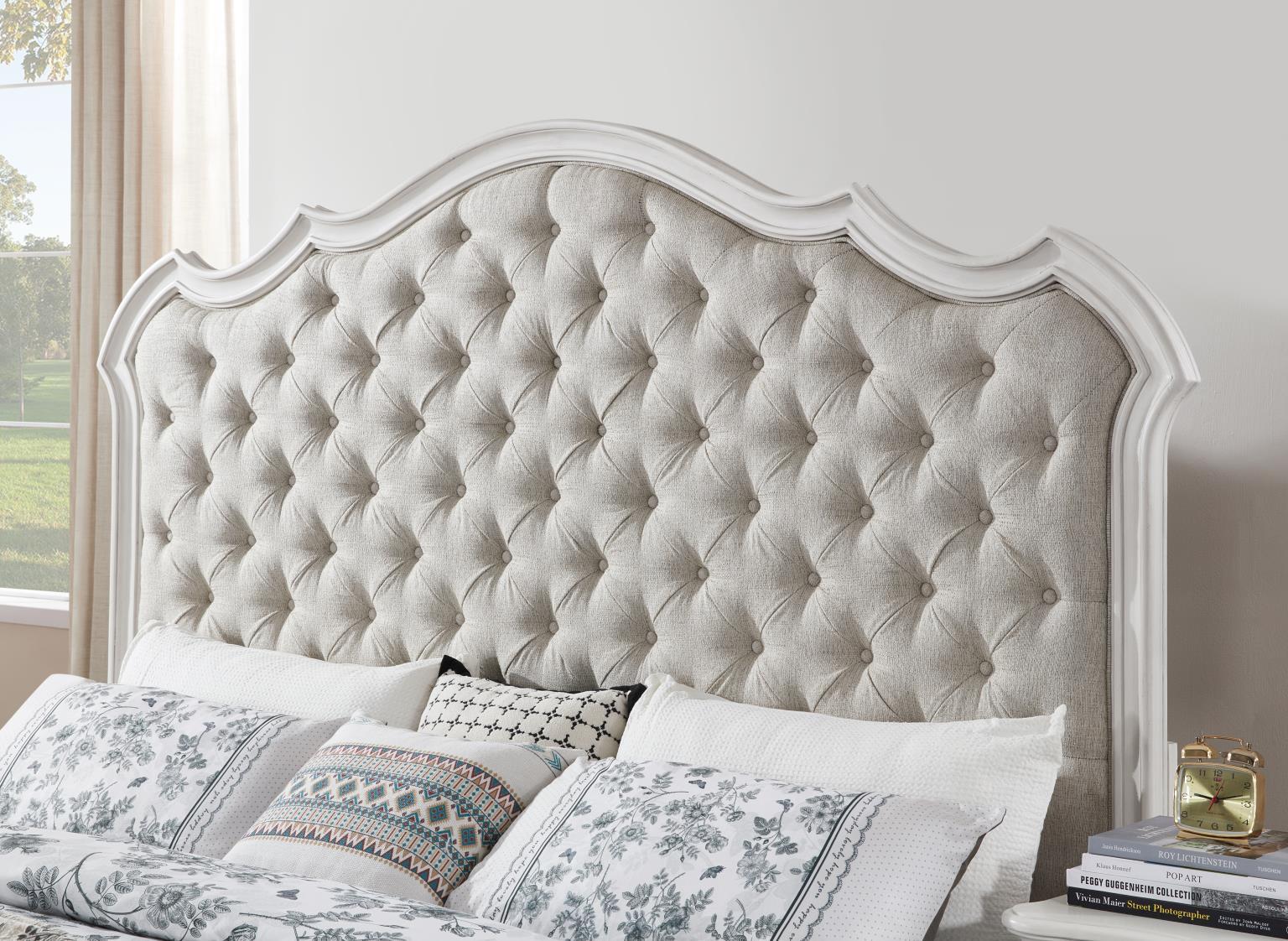B072 - Bed - Stylish Home Furniture