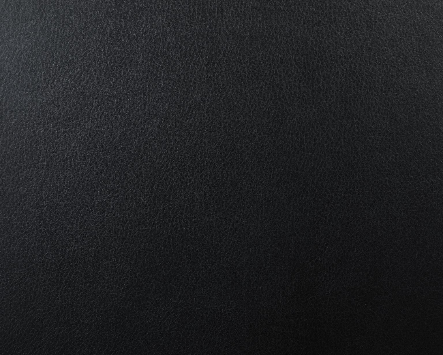 U440 - Loveseat - Black