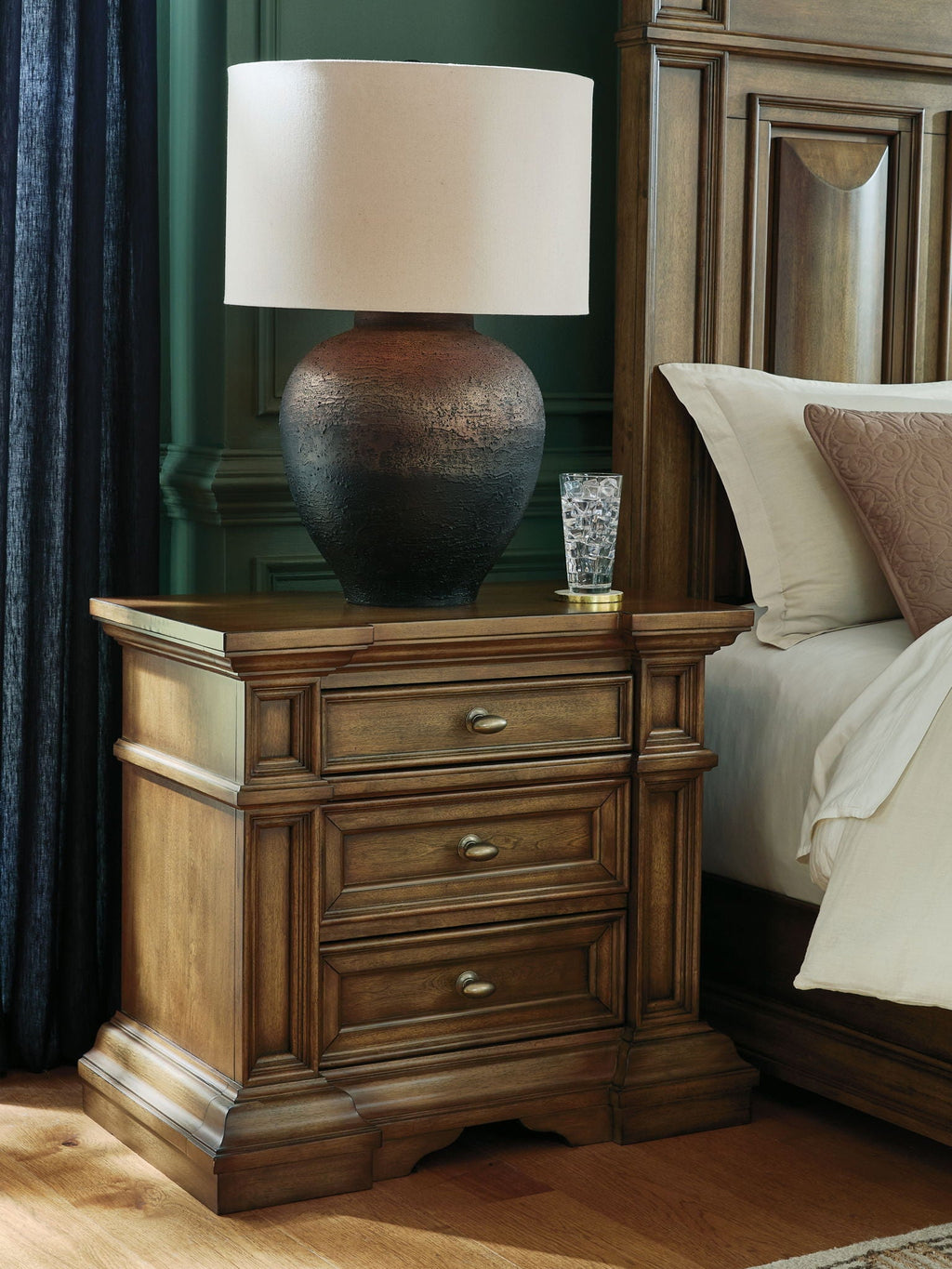 Frantanna - Three Drawer Night Stand - Brown - Stylish Home Furniture