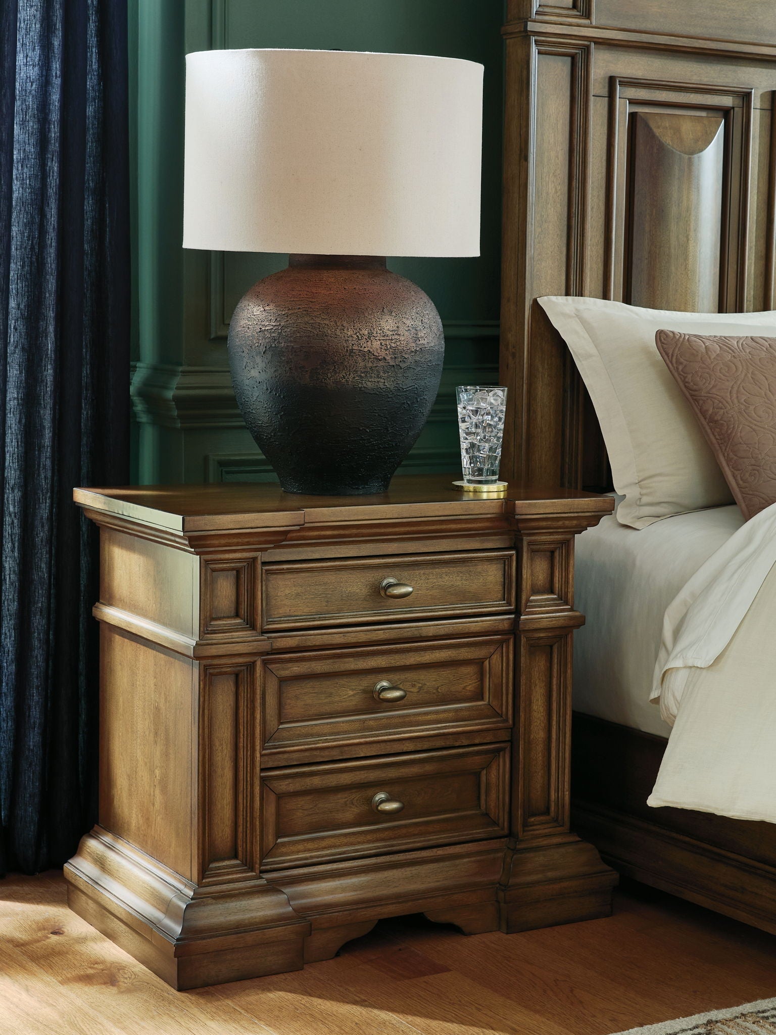 Frantanna - Three Drawer Night Stand - Brown - Stylish Home Furniture