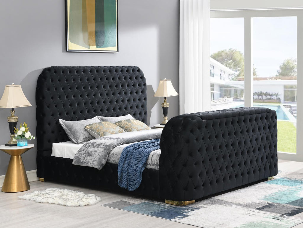 B540 - King Bed With Fireplace, TV Mount & Bluetooth Speaker & USB - Stylish Home Furniture
