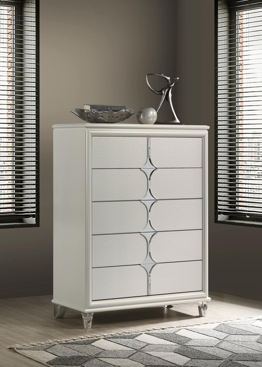 B025 - Chest - White - Stylish Home Furniture