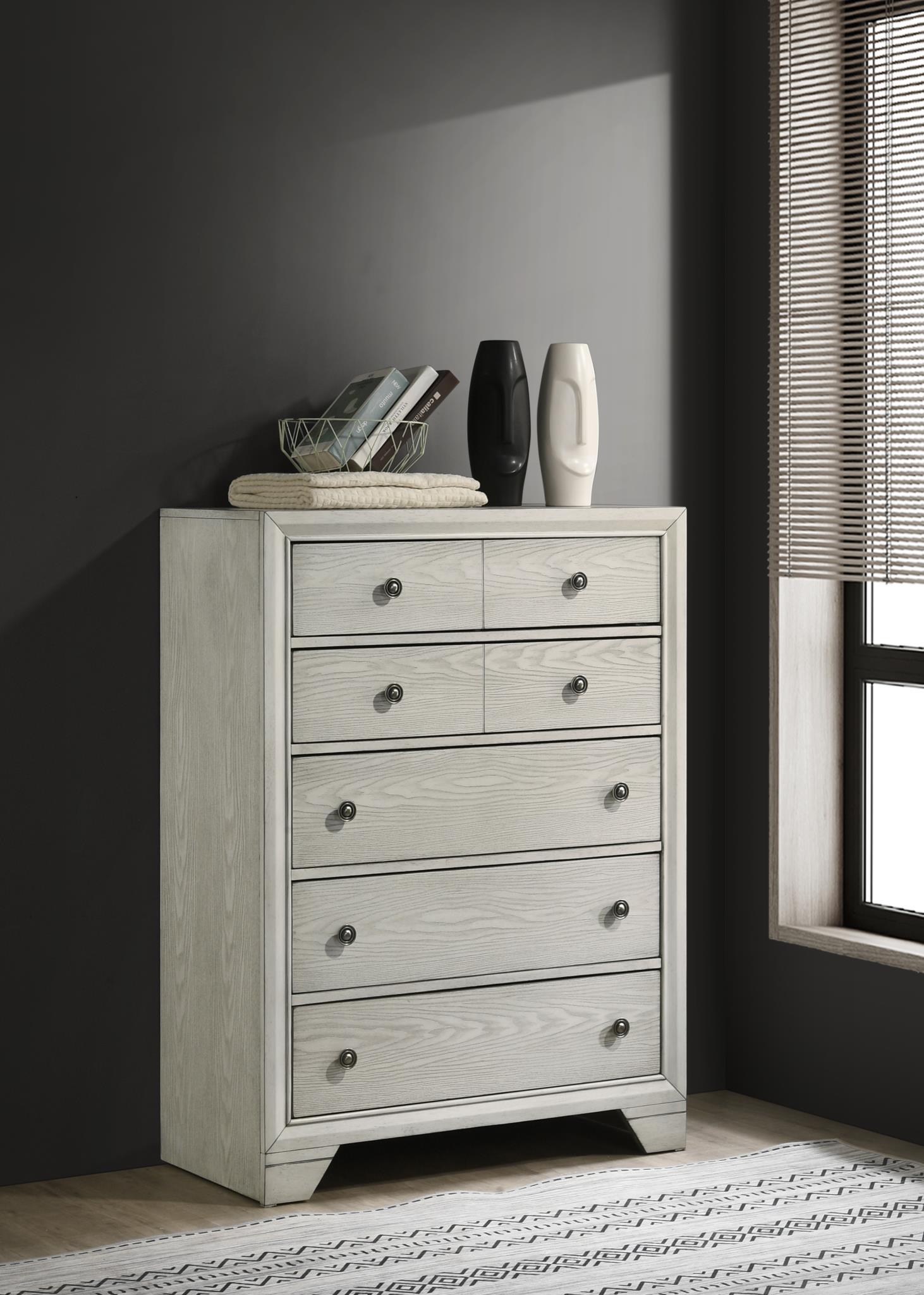 B320 - Oak Chest - Antique White - Stylish Home Furniture