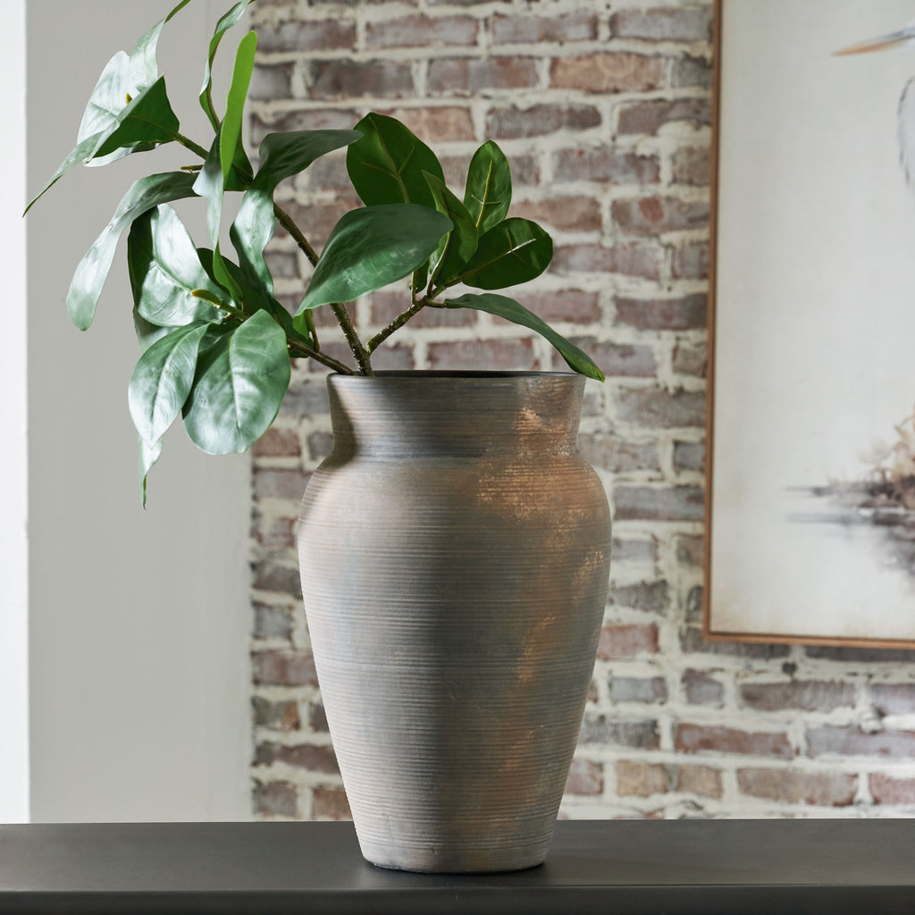 Brickmen - Vase - Stylish Home Furniture